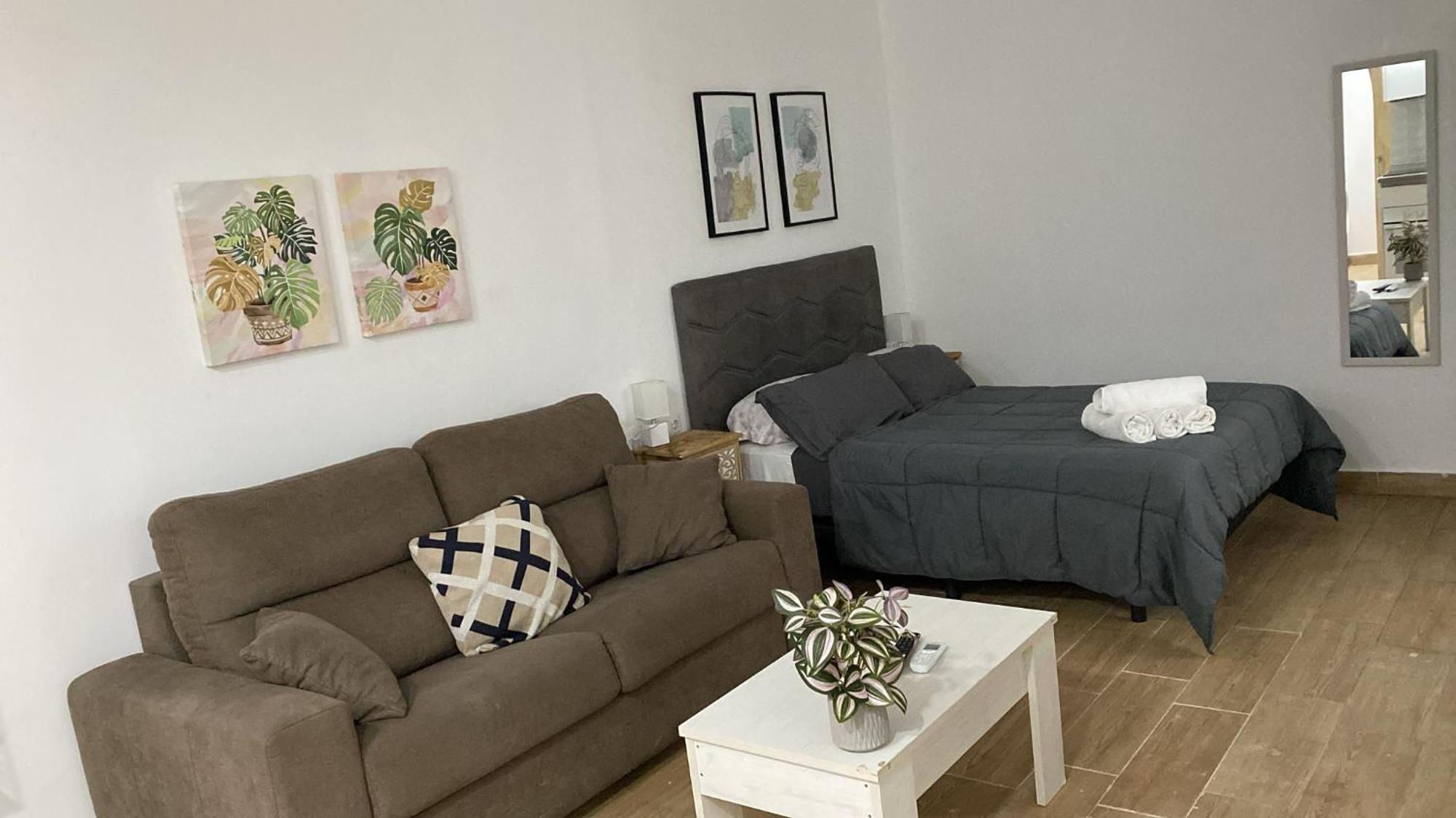 Rockside Residences Suites La Linea N3 La Línea de la Concepción Buitenkant foto